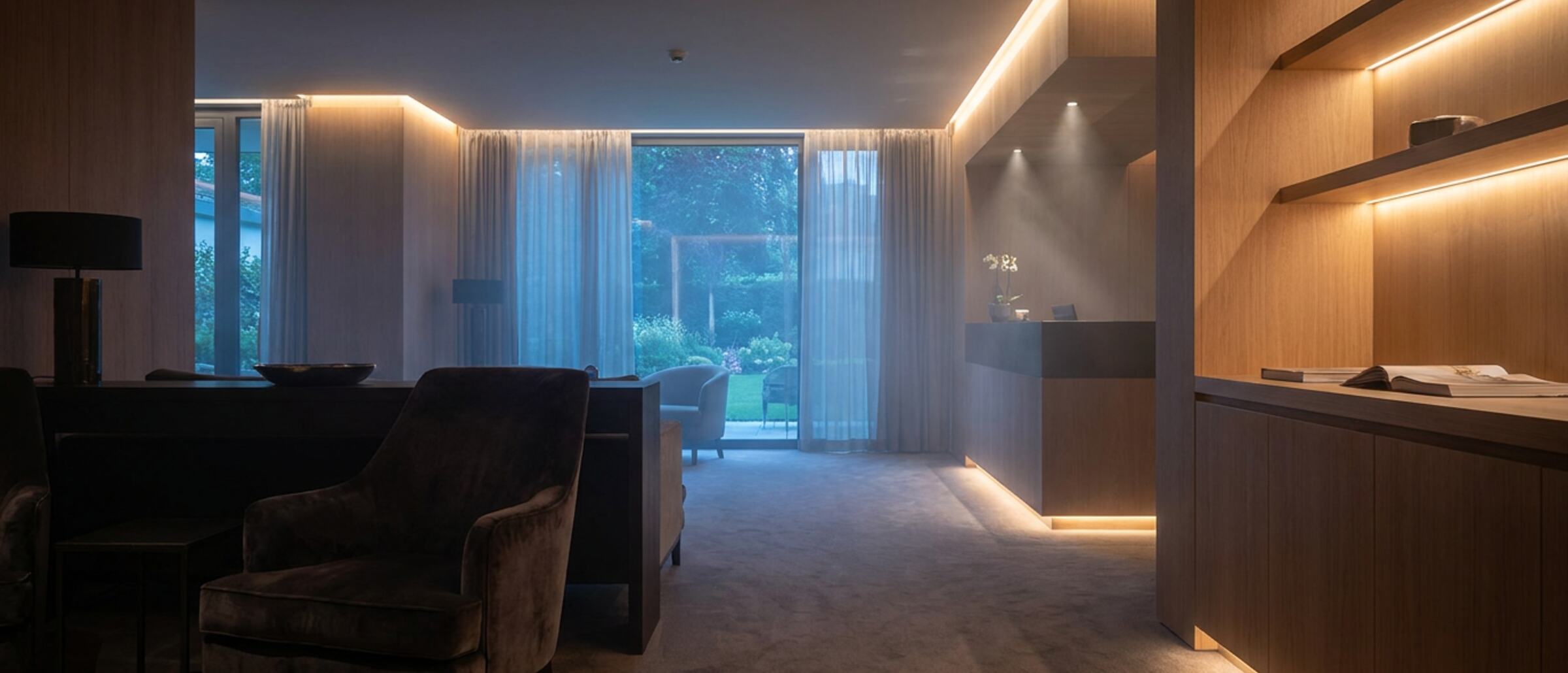 Elegantes, modernes Interieur mit angenehmer Raumatmosphäre